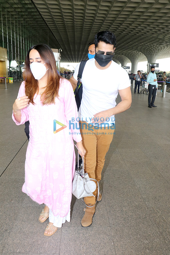 photos sidharth malhotra rashmika mandanna athiya shetty and others snapped at the airport 1