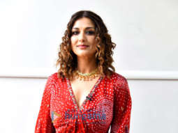 Photos: Sonali Bendre snapped on the sets of DID Lil Masters in Goregaon
