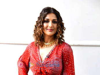 Photos: Sonali Bendre snapped on the sets of DID Lil Masters in Goregaon