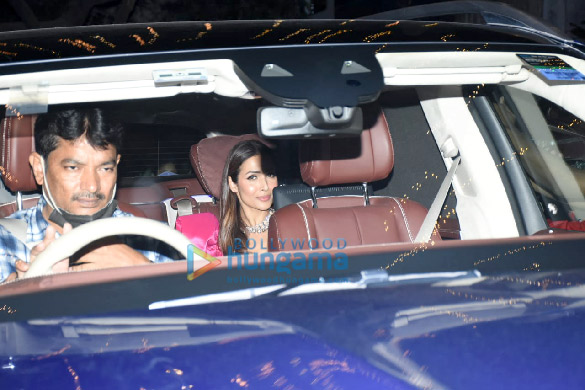 photos soni razdan ayan mukerji shaheen bhatt and others snapped in juhu for alia bhatt and ranbir kapoors reception 0000 3