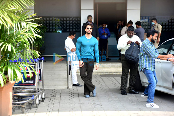 photos tara sutaria tiger shroff and will smith spotted at kalina airport 2