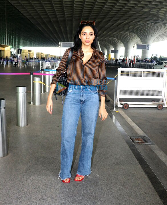 photos urfi javed sobhita dhulipala kunal kemmu snapped at the airport 2