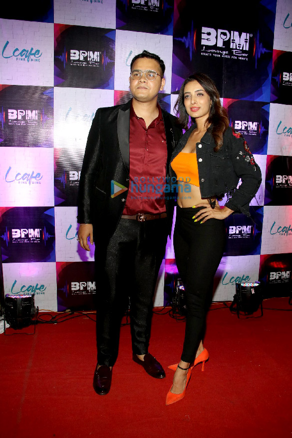 photos vindu dara singh deepshikha jaan kumar sanu among others snapped at bpm lounge bar launch in mumbai 11