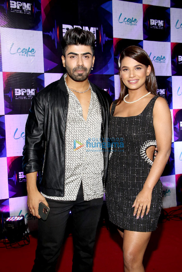 photos vindu dara singh deepshikha jaan kumar sanu among others snapped at bpm lounge bar launch in mumbai 16