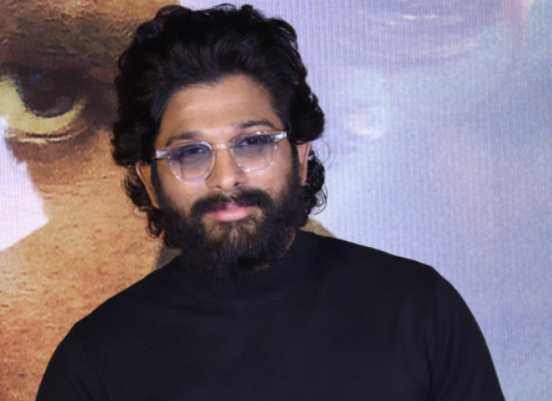 Pushpa star Allu Arjun pays fine for violating traffic rules in Hyderabad Pushpa star Allu Arjun pays fine for violating traffic rules in Hyderabad