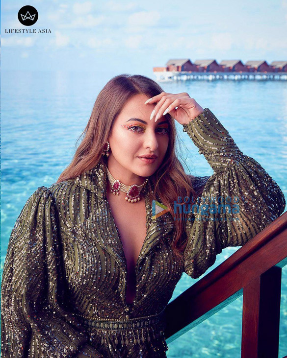 sonakshi sinha 1 62