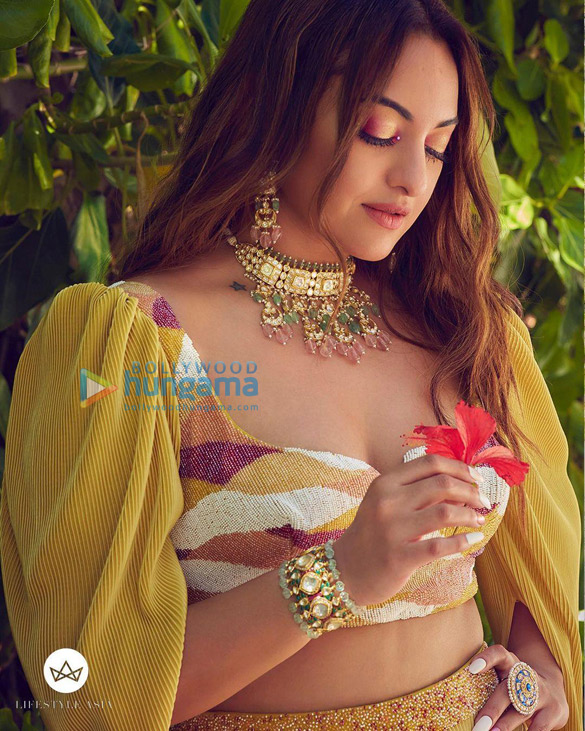 sonakshi sinha 4 28