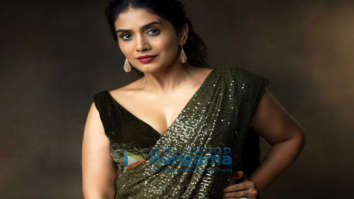 Celebrity Photos of Sonali Kulkarni