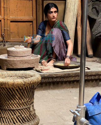 On the set of the movie Thar