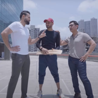 Aamir Khan gets clean bowled by Harbhajan Singh, Irfan Pathan jokingly gives him cricket advice - "“Last time we played cricket, you got out on my very first ball"