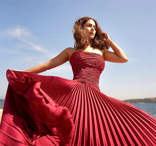 Cannes 2022: Hina Khan makes exquisite appearance in crimson patterned strapless gown at the French Riviera 