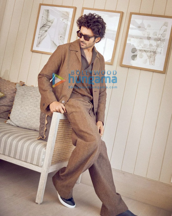 kartik aaryan 1 22