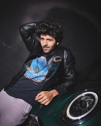 Celebrity Photos of Kartik Aaryan