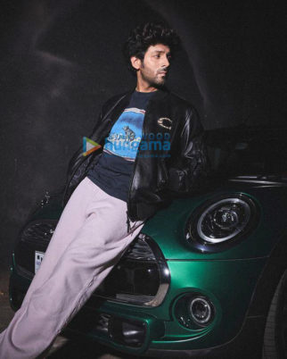 Celeb Photos Of Kartik Aaryan