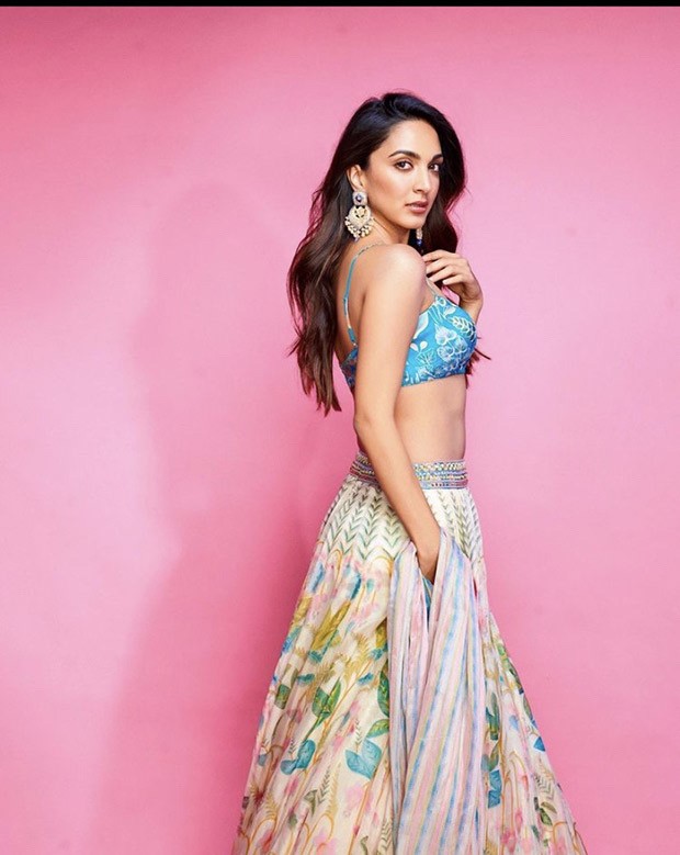 Kiara Advani aces summer fashion in a gorgeous green bralette and ...