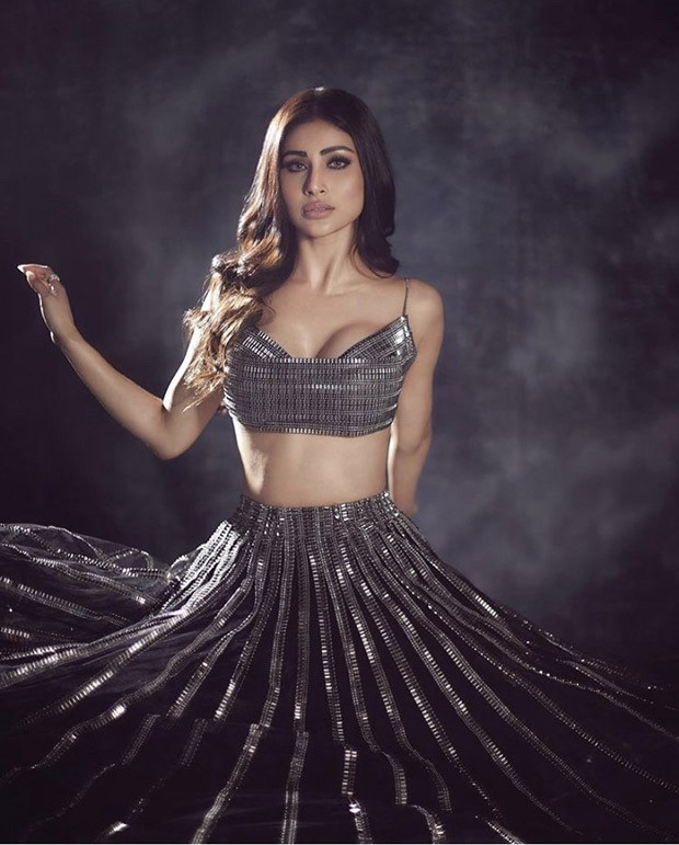Mouni Roy oozes oodles of elegance in sparkly black lehenga by Rudraksh Dwivedi for Dance India Dance Li’l Masters