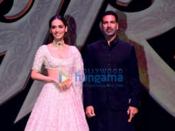 Photos: Akshay Kumar and Manushi Chhillar grace the trailer launch of Prithviraj at YRF studio