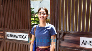 Photos: Ananya Panday snapped after her Yoga class in Bandra