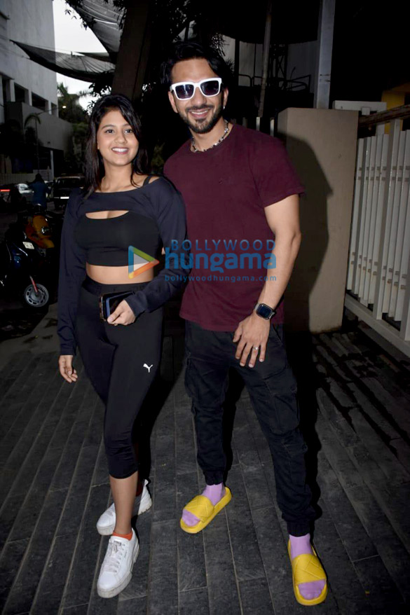 photos anjali arora and ali merchant spotted house hunting in oshiwara 3