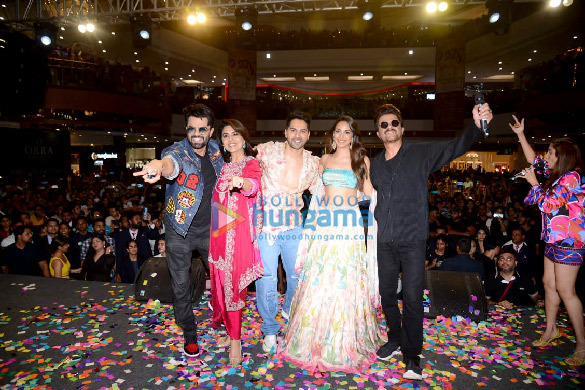photos cast of jugjugg jeeyo attend the trailer launch of their film at grand central mall 6