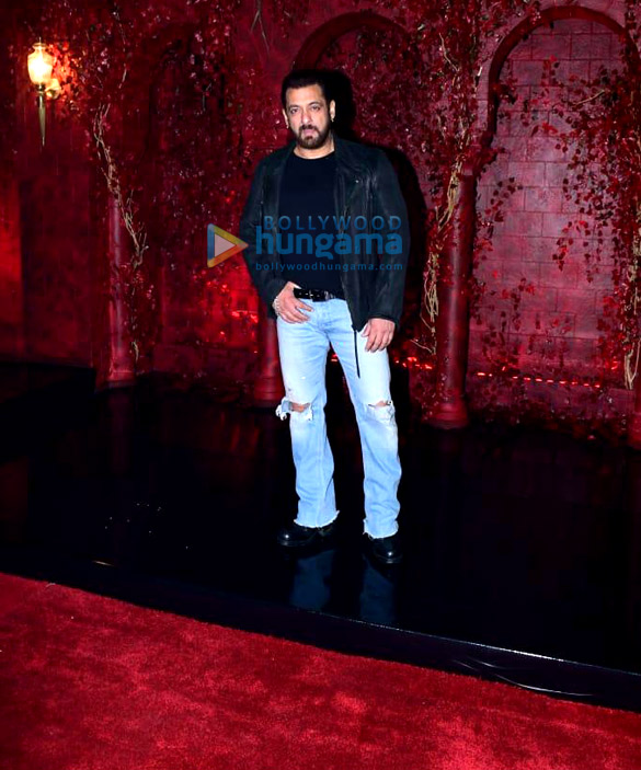 Photos: Celebs grace Karan Johar’s 50th birthday bash at YRF studio in Andheri Photos: Celebs grace Karan Johar’s 50th birthday bash at YRF studio in Andheri