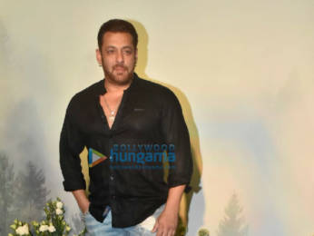 Photos: Celebs grace the Eid bash at Arpita Khan Sharma's house