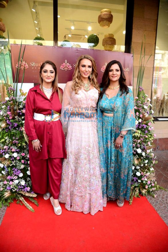 photos iulia vantur and others snapped at parul khannas studio 6 jewels and pernia pop up store 1