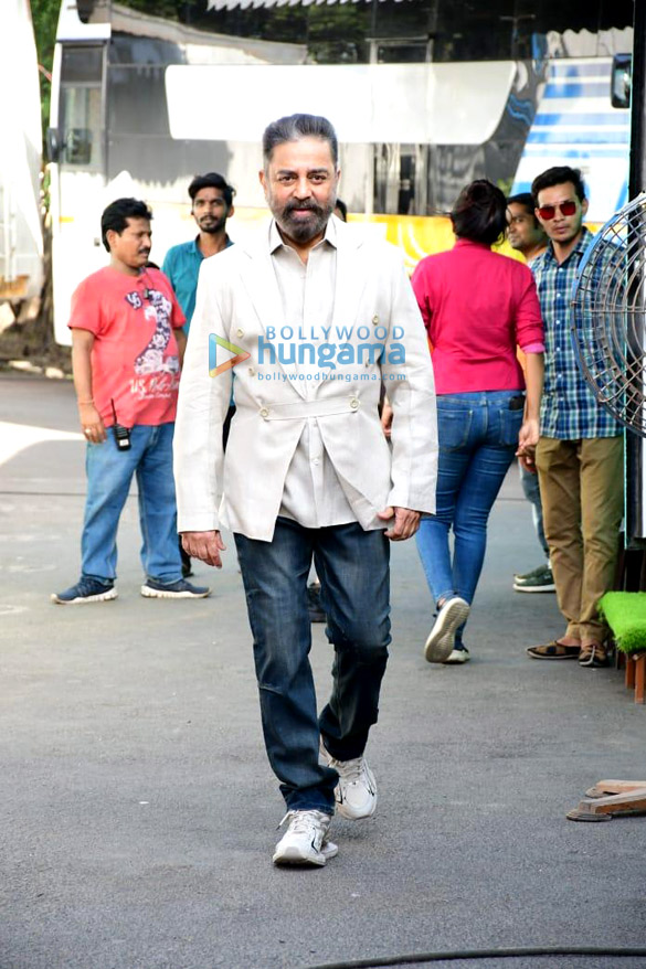 photos kamal haasan snapped for vikram promotions on the sets of the kapil sharma show 6