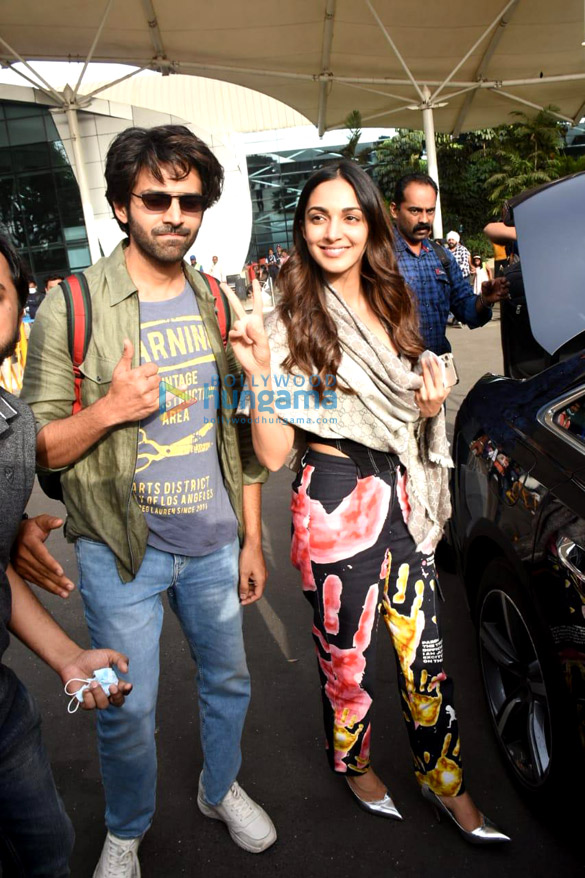 photos kangana ranaut arjun rampal adivi sesh and others snapped at the airport kartik 3