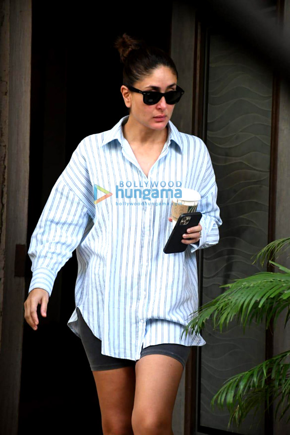 photos kareena kapoor khan spotted in bandra 4 28