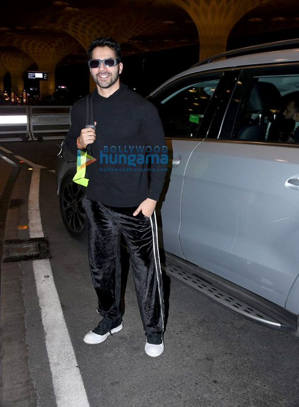 photos kiara advani shraddha kapoor varun dhawan and others snapped at the airport 3