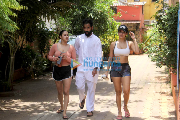 photos malaika arora snapped post her yoga session in bandra 1