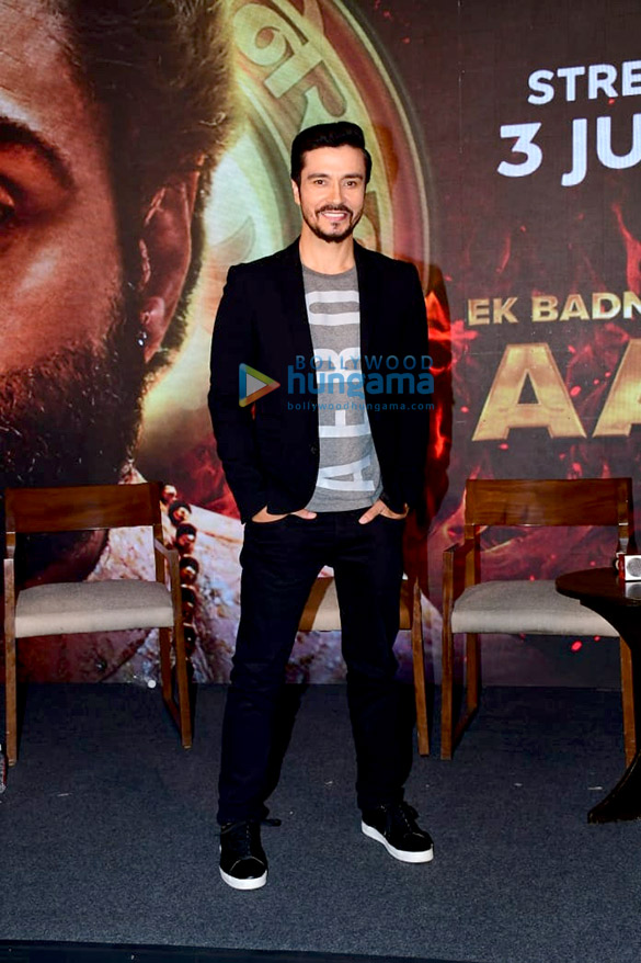 photos prakash jha anupriya goenka tridha choudhury and others snapped at the ashram 3 press conference 4