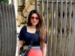 Photos: Shama Sikander spotted at a salon in Bandra