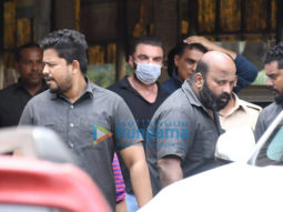 Photos: Sohail Khan and Seema Sachdev Khan spotted outside Family Court as they get divorced