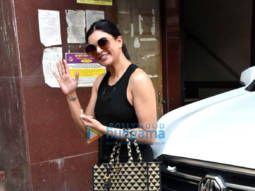 Photos: Sushmita Sen snapped at a clinic in Bandra