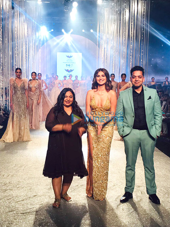 photos tara sutaria walks the ramp at the bombay times fashion week 2022 1