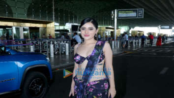 Photos: Urfi Javed snapped at the airport