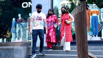 Photos: Yami Gautam Dhar spotted in Bandra along with her family