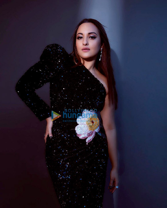 sonakshi sinha 2 69