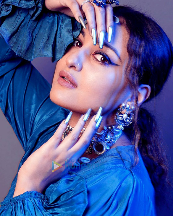 sonakshi sinha 4 29