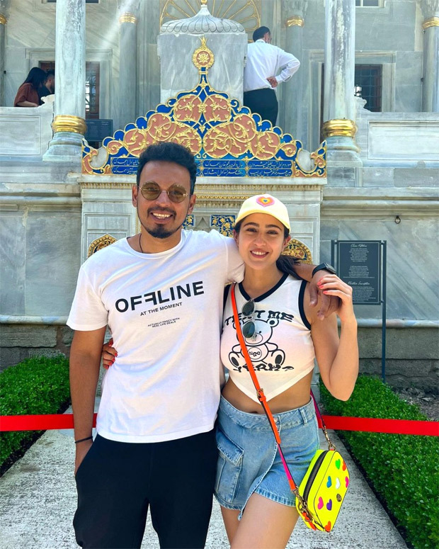 Sara Ali Khan holidays in Istanbul with friends; shares stunning pictures