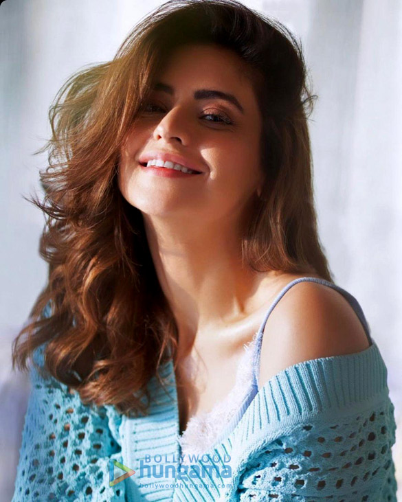 aamna shariff 1 29