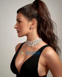 Celebrity Photos of Amyra Dastur