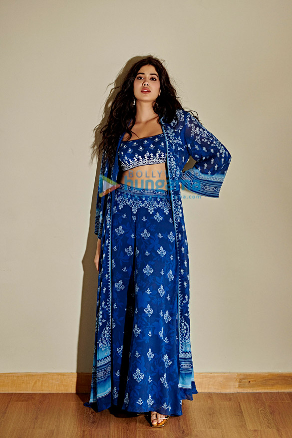 janhvi kapoor 3 90