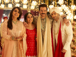 Jug Jugg Jeeyo Box Office Estimate Day 1: Varun Dhawan & Kiara Advani starrer heads for a Rs. 9 crore opening day