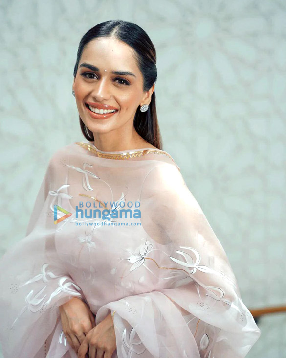 manushi chhillar 4 14