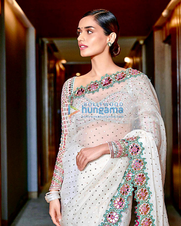 manushi chhillar 7 4