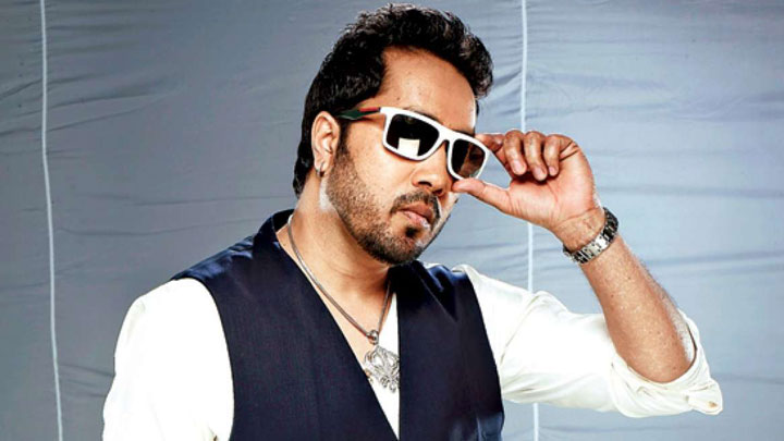 Mika: “Log bolte hain swayamvar kaamyab nahin hote, aajkal toh achi khaasi shadiyaan kaamyab nahin” Mika: “Log bolte hain swayamvar kaamyab nahin hote, aajkal toh achi khaasi shadiyaan kaamyab nahin”