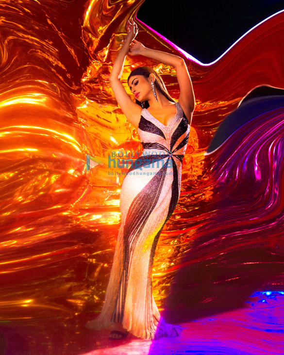 mouni roy 5 41